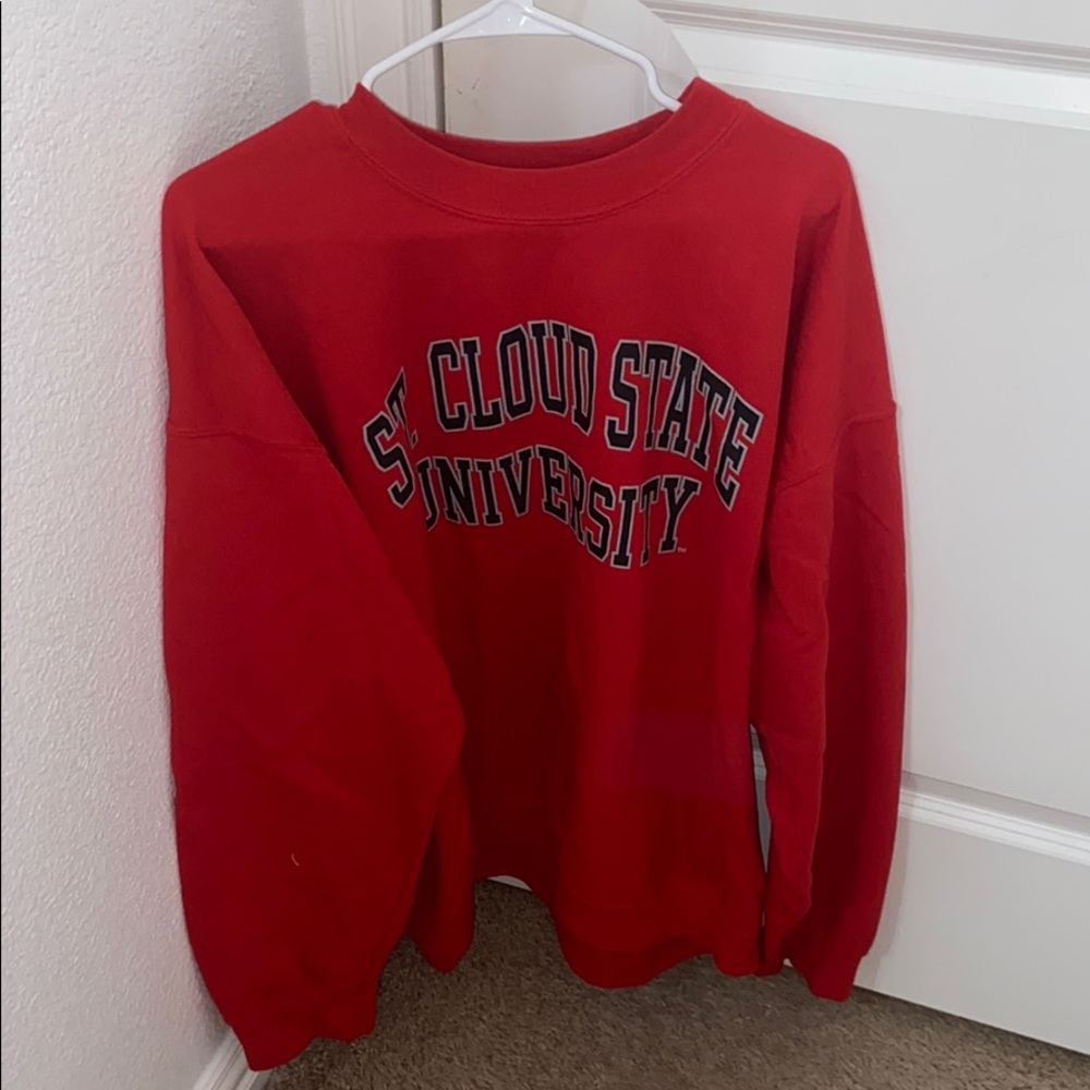 XL college red sweatshirt